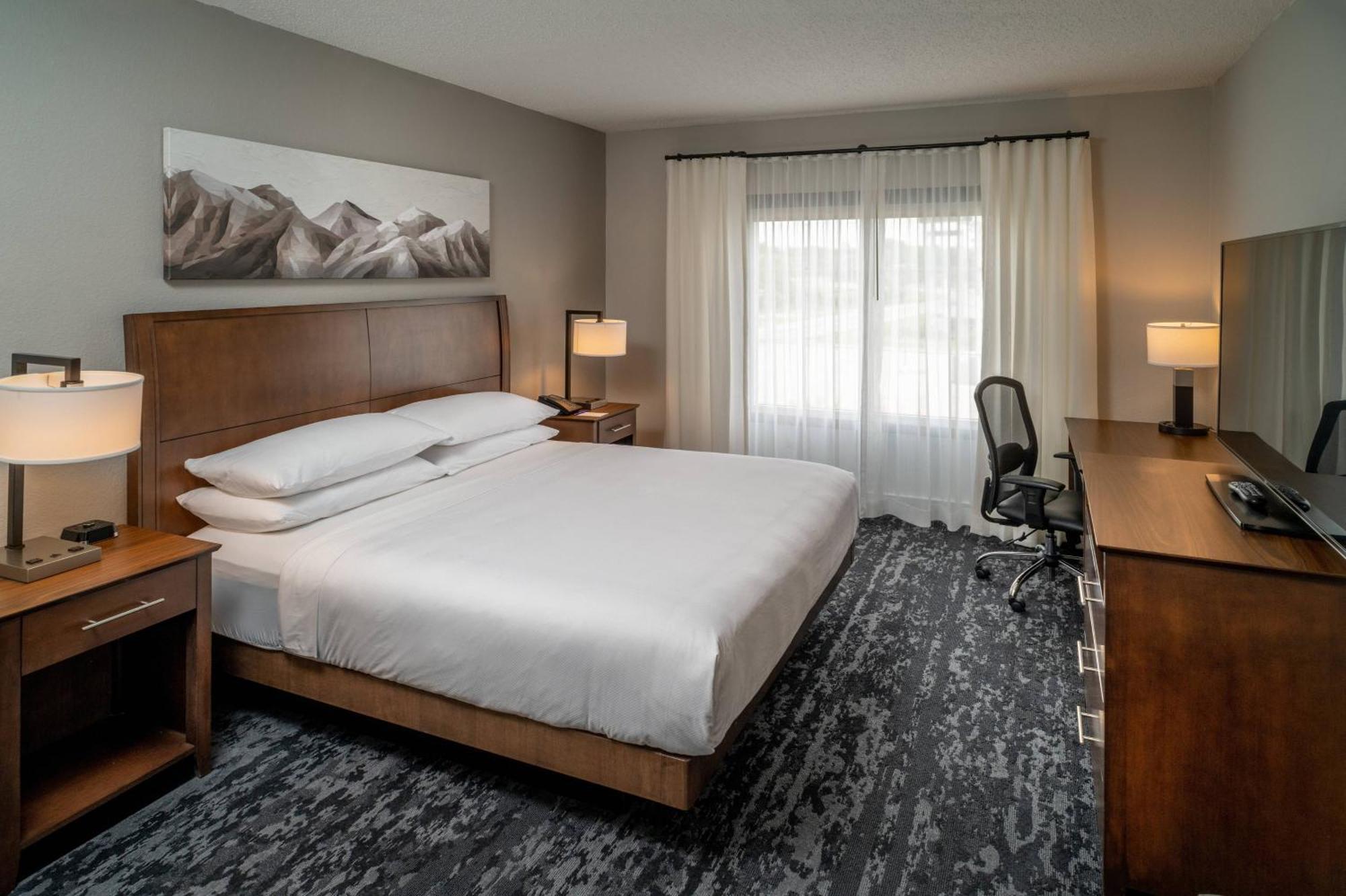 Delta Hotels By Marriott Huntington Mall Barboursville Extérieur photo