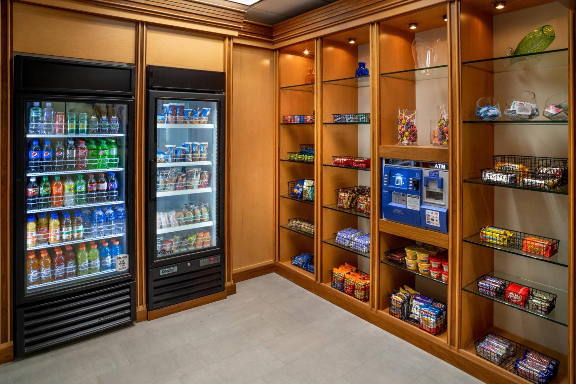 Delta Hotels By Marriott Huntington Mall Barboursville Extérieur photo