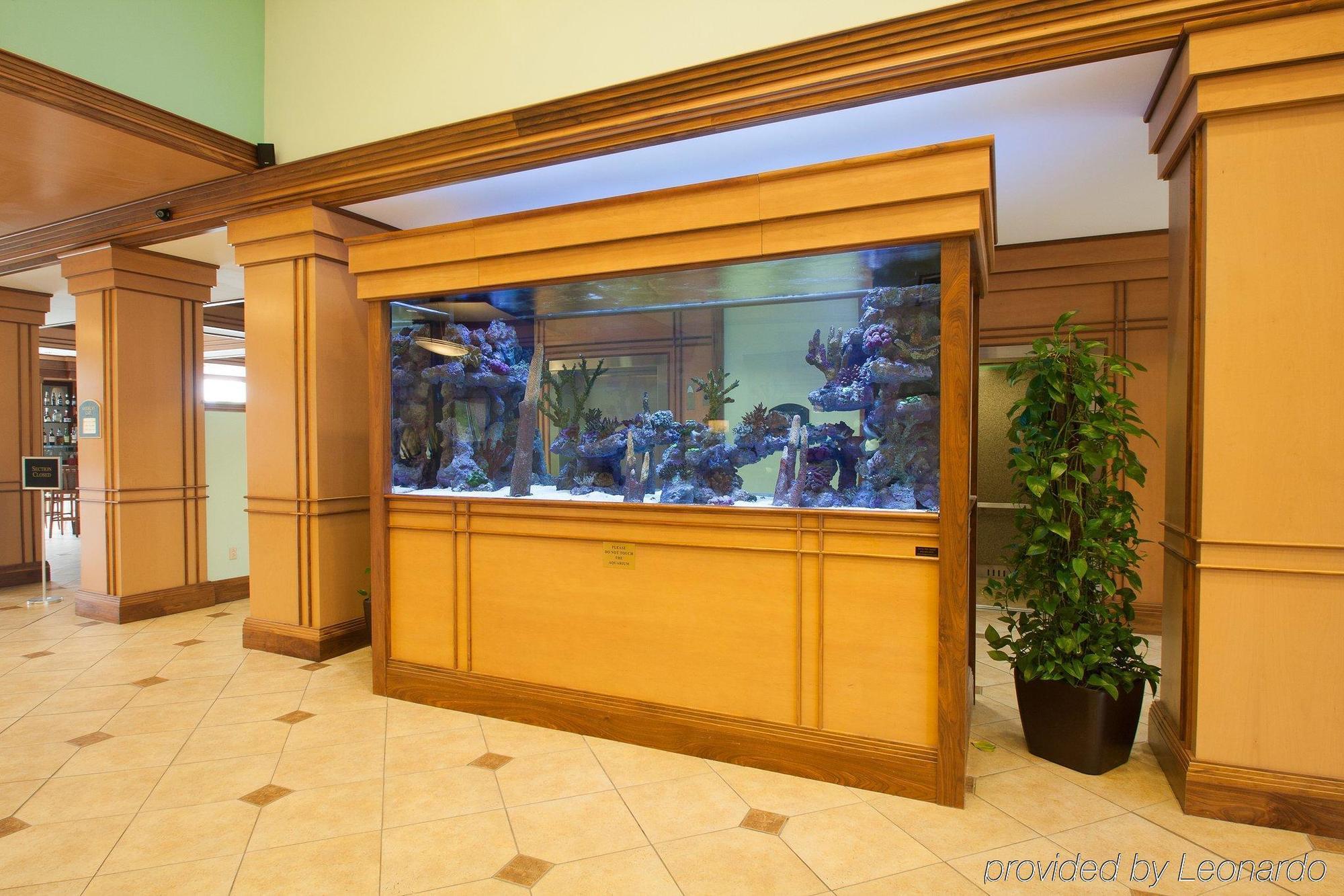 Delta Hotels By Marriott Huntington Mall Barboursville Extérieur photo