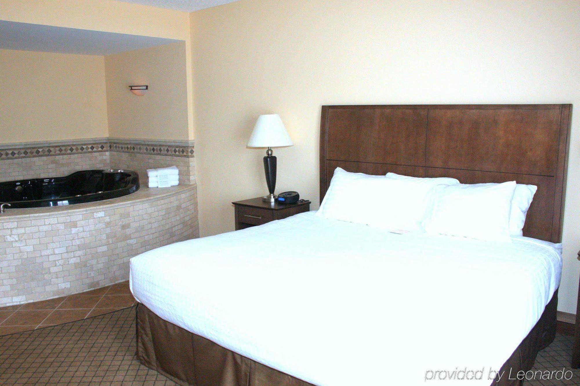 Delta Hotels By Marriott Huntington Mall Barboursville Extérieur photo